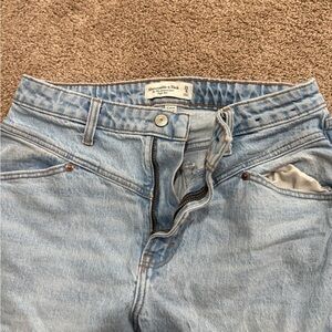 Abercrombie & Fitch High Rise Light Denim Jeans